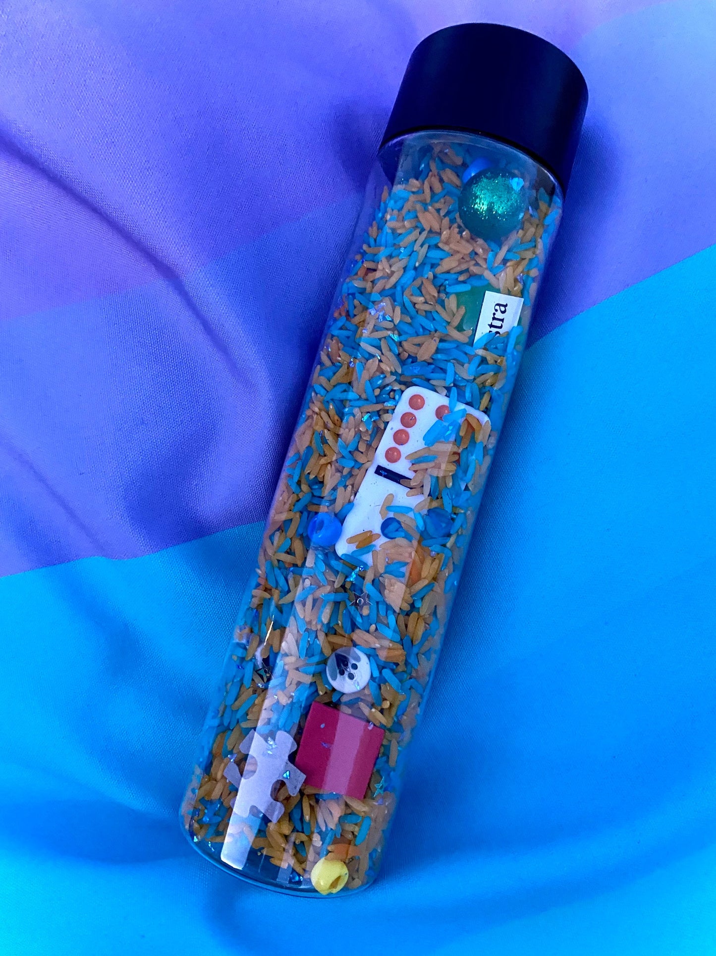 I Spy Sensory Bottle with Interactive Guide